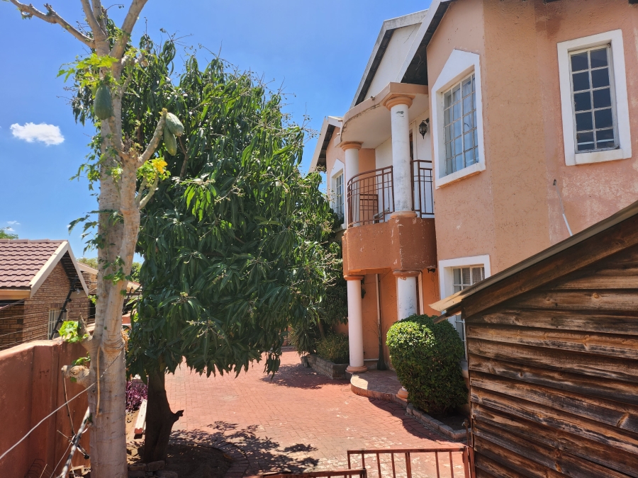 18 Bedroom Property for Sale in Bodorp North West